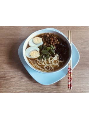 30. Мисо Рамен (спагети, яйца, кайма от свинско месо, черни гъби , зелен лук и рамен бульон) 450гр. 30. Мисо Рамен (спагети, яйца, кайма от свинско месо, черни гъби , зелен лук и рамен бульон) 450гр.