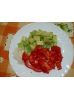 9. Салата от домати и краставици 300гр.