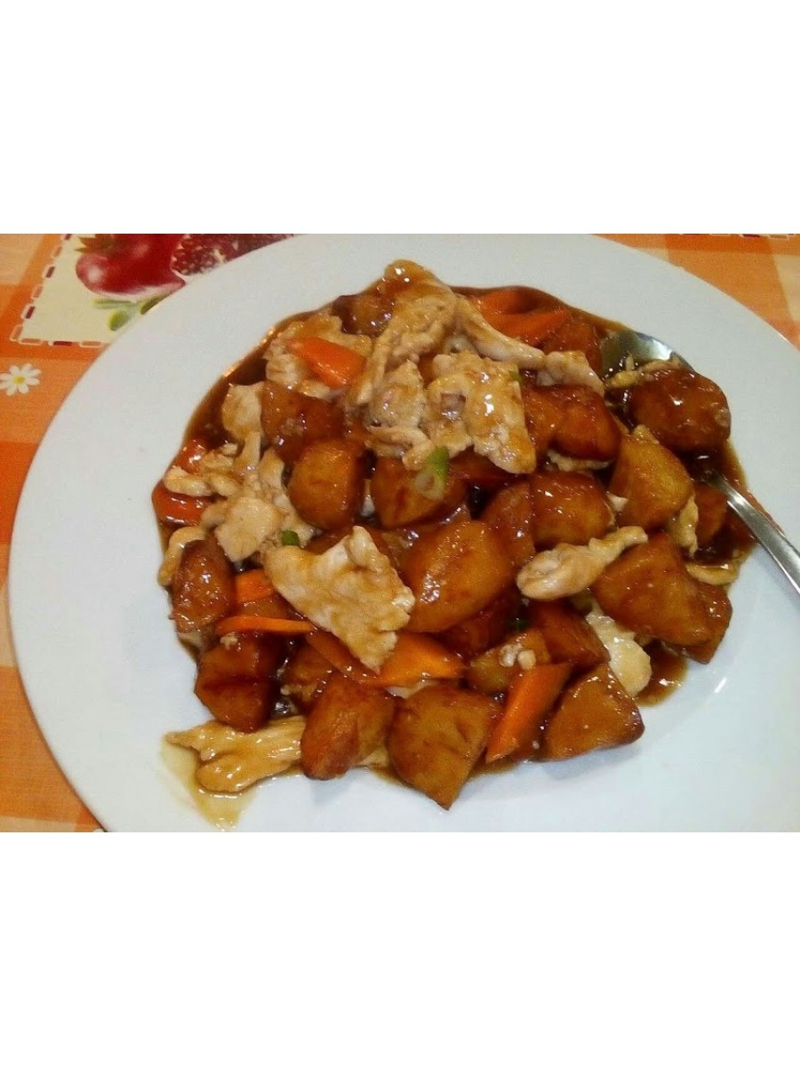 38. Пиле с картофи 700гр