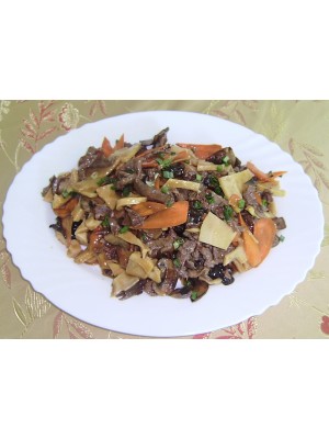 51. Телешко с бамбук и гъби 700гр